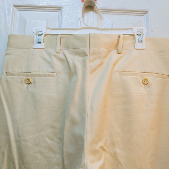Keith Moore Cream Trousers in size 34R - Picture 6 of 6